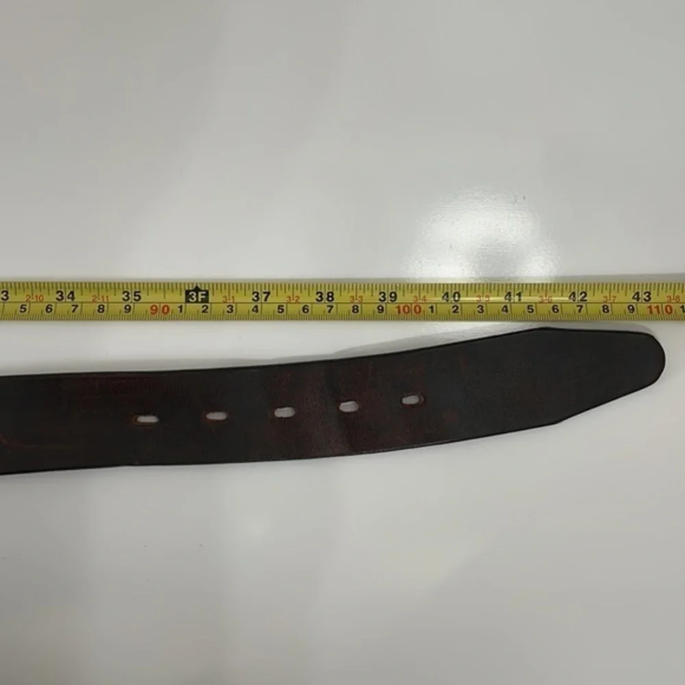 J‎ Crew men’s Size 36 distressed brown leather belt with silver buckle. GUC